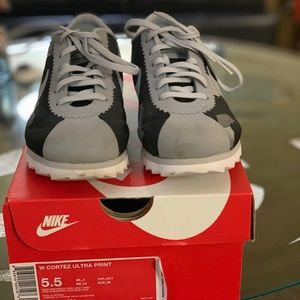 Wmns Nike Cortez Sneaker